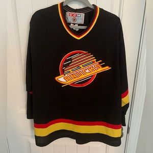 Canucks Skate Jersey, CCM